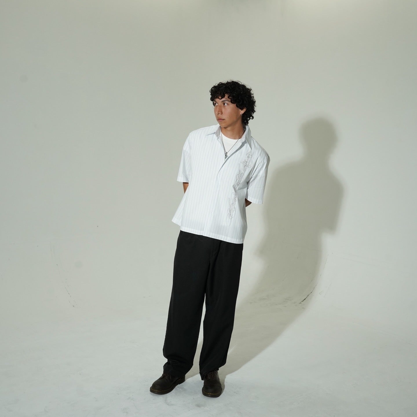 "CRUSADER" STRIPED BOXY SHIRT