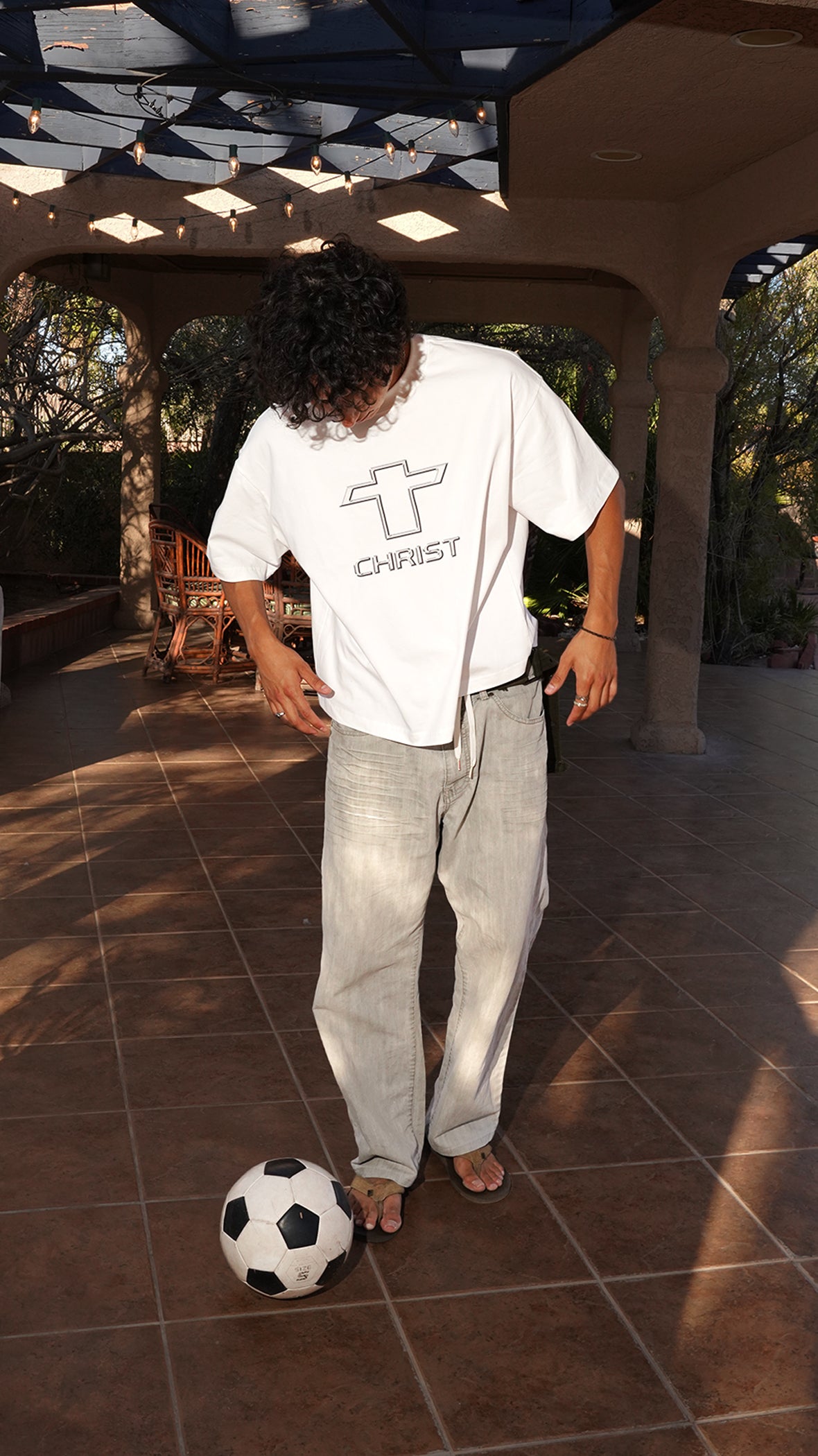 "CHRIST HEAVY" BOXY TEE