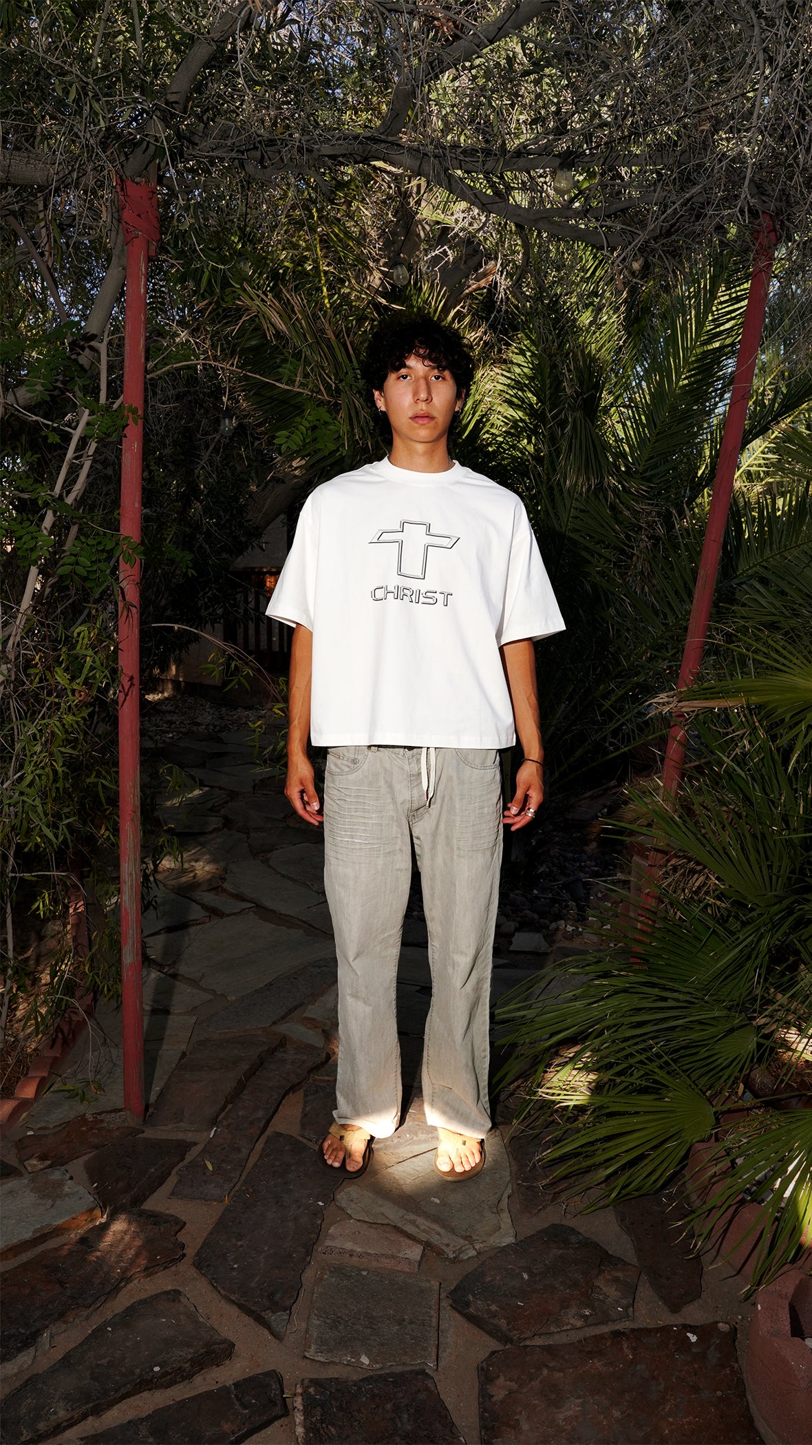 "CHRIST HEAVY" BOXY TEE