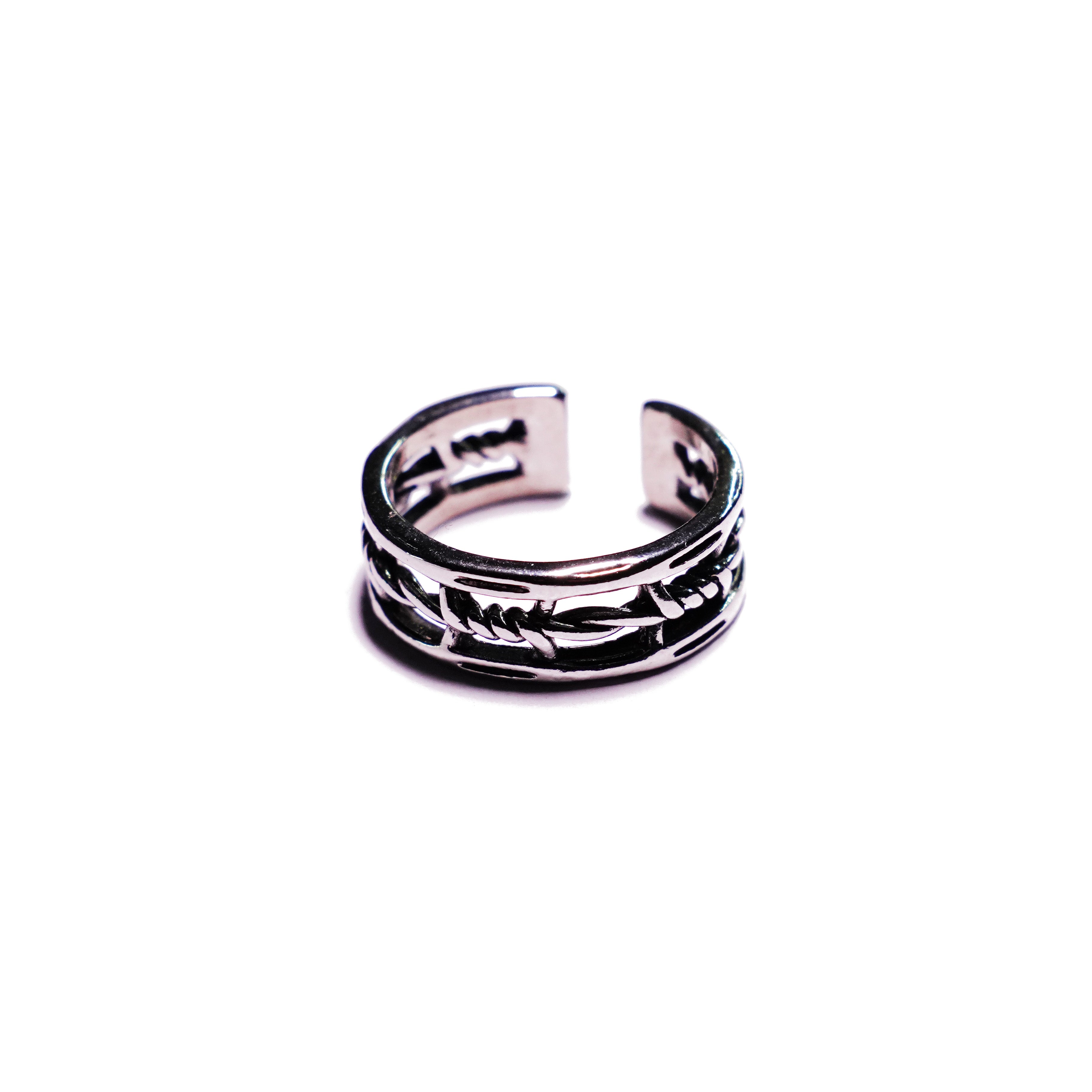 BARBED WIRE CUFF RING