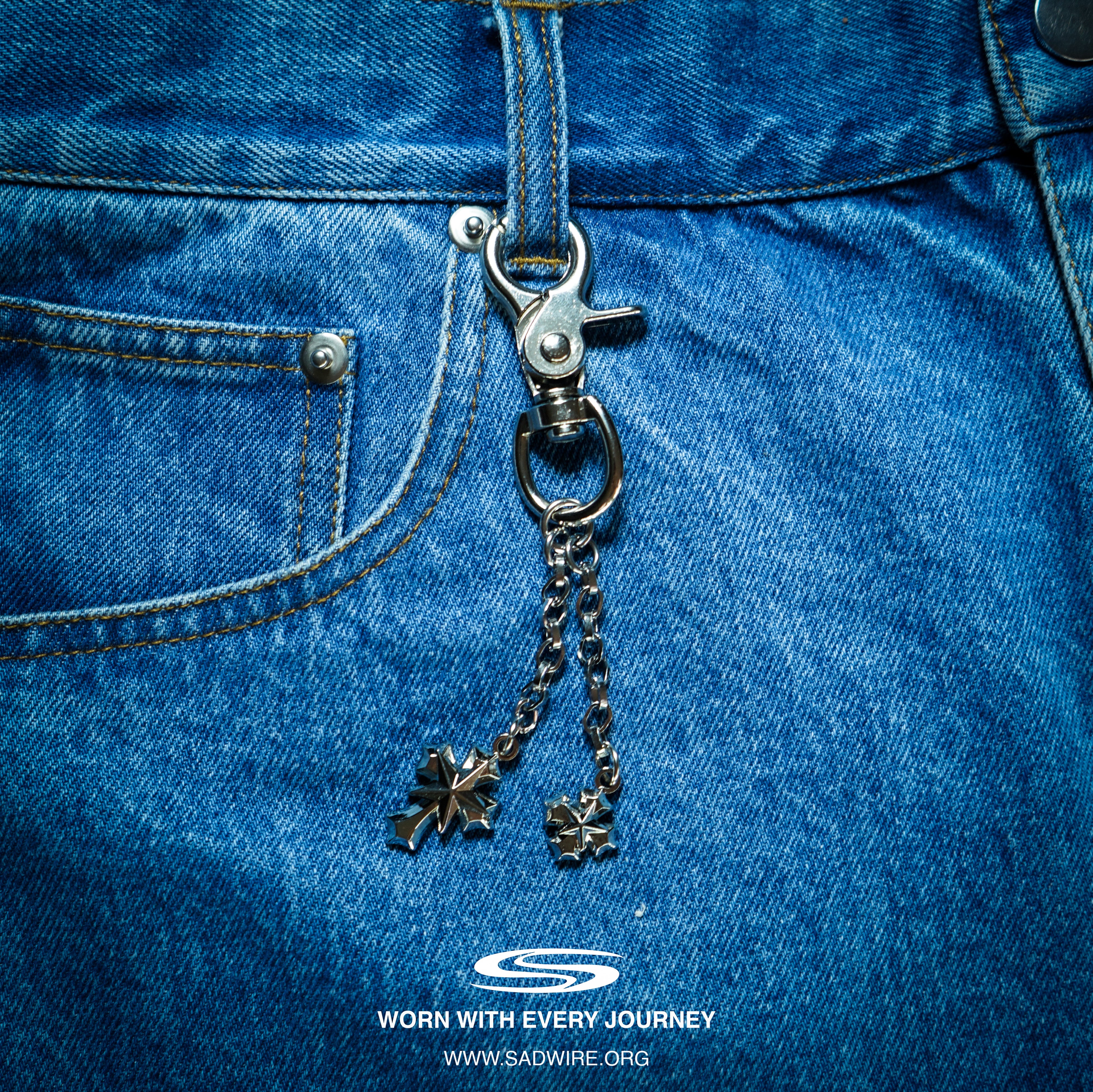 ASTRUM LUMOS KEYCHAIN