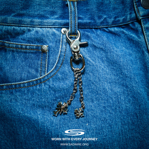 ASTRUM LUMOS KEYCHAIN