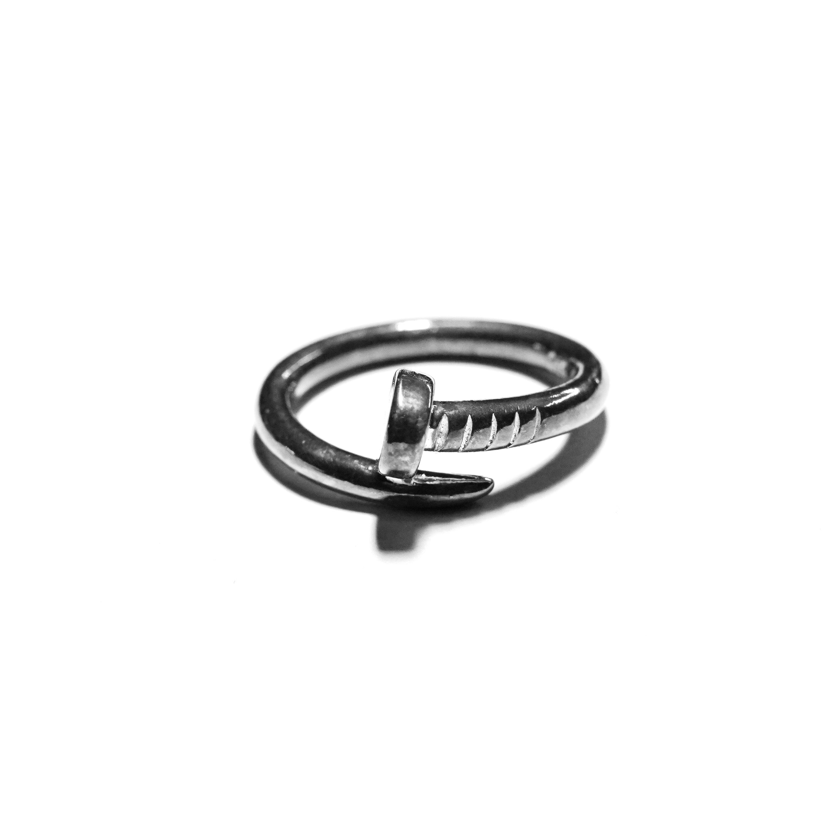 "WITHER" NAIL RING